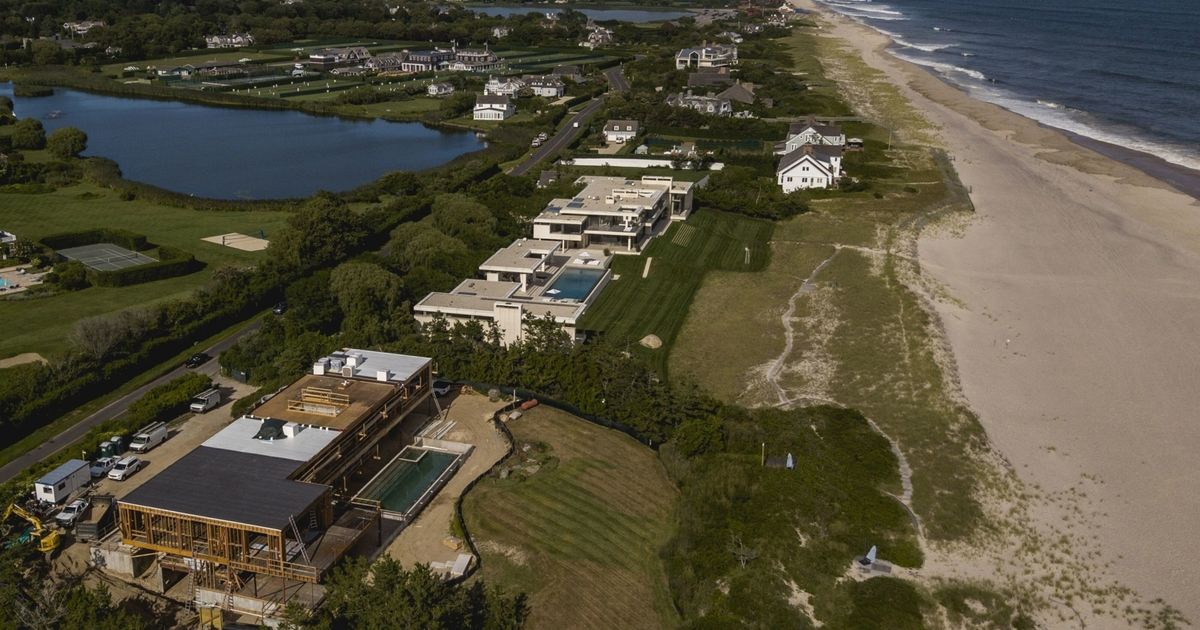 Hamptons Open Houses Are Packed in Sign of a Robust Sales Season ...